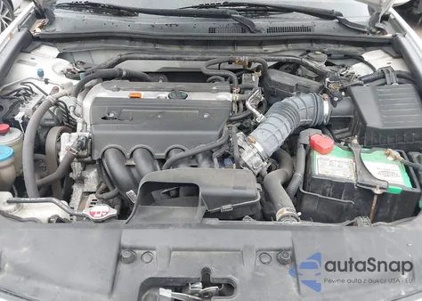 2009 Honda Accord 2.4 Ex-L z USA, uszkodzony, nr VIN 1HGCP26879A135132